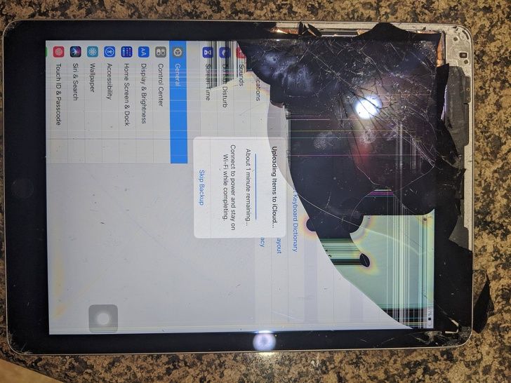 broken ipad cracked screen