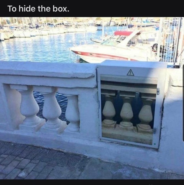 Humour - To hide the box.
