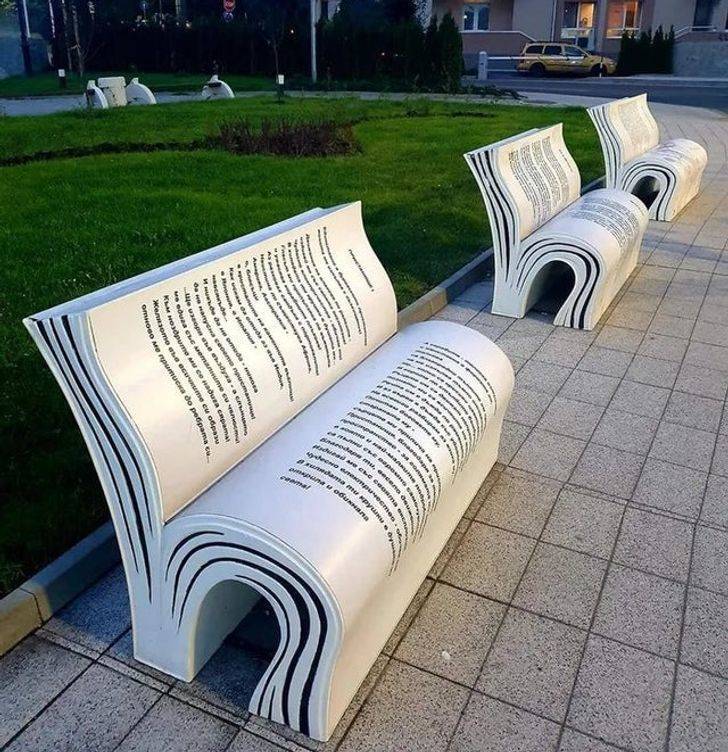 book benches in bulgaria