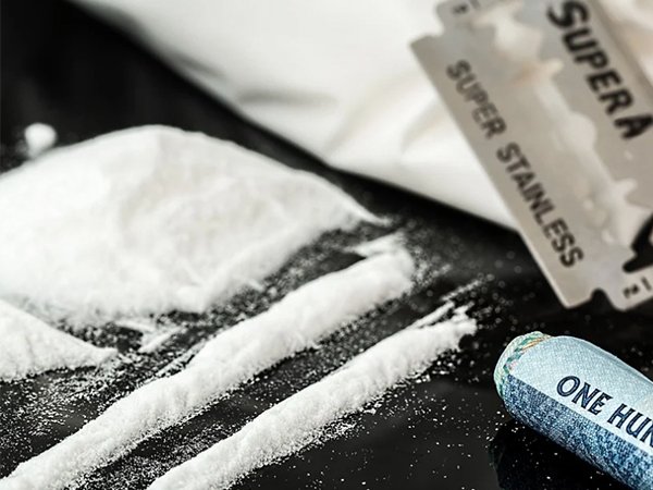 Cocaine - One Huk Supera Super Stainless