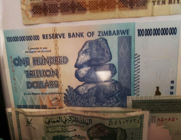 zimbabwe 100 trillion dollar bill - Ten 100000000000000 Reserve Bank Of Zimbabwe 100000000000000 I promin the baare mand One Hundred Triilon Dollars for the Beer Bank of Zimbabue 0 0 0 0