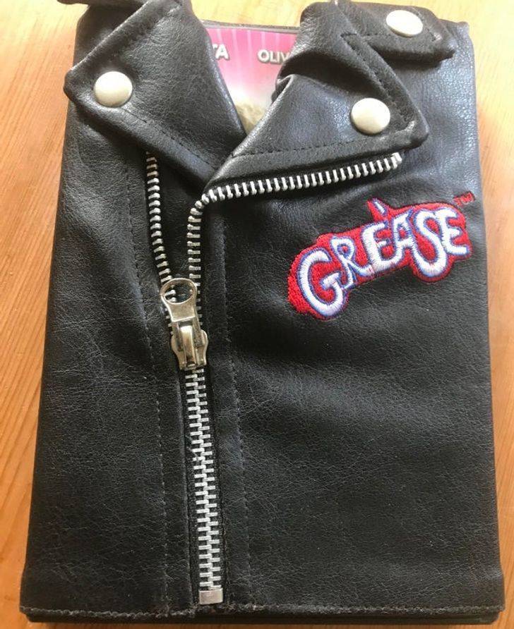 leather - "A Oliv Grease