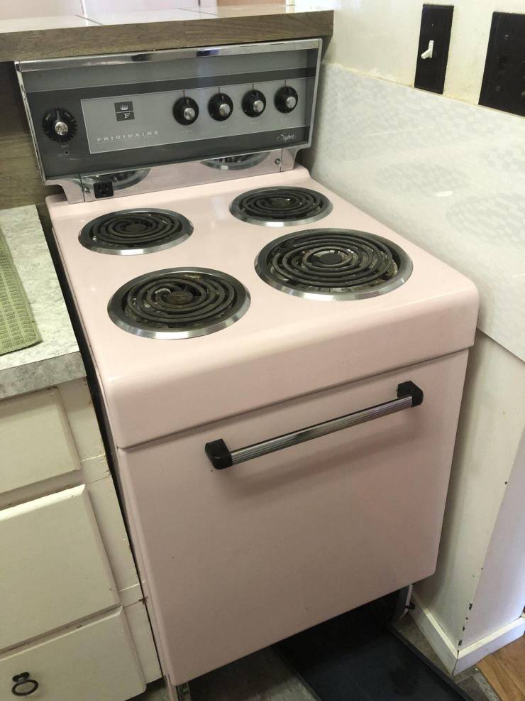 fascinating photos - kitchen stove