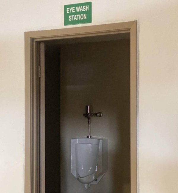 bathroom accessory - Eye Wash Station