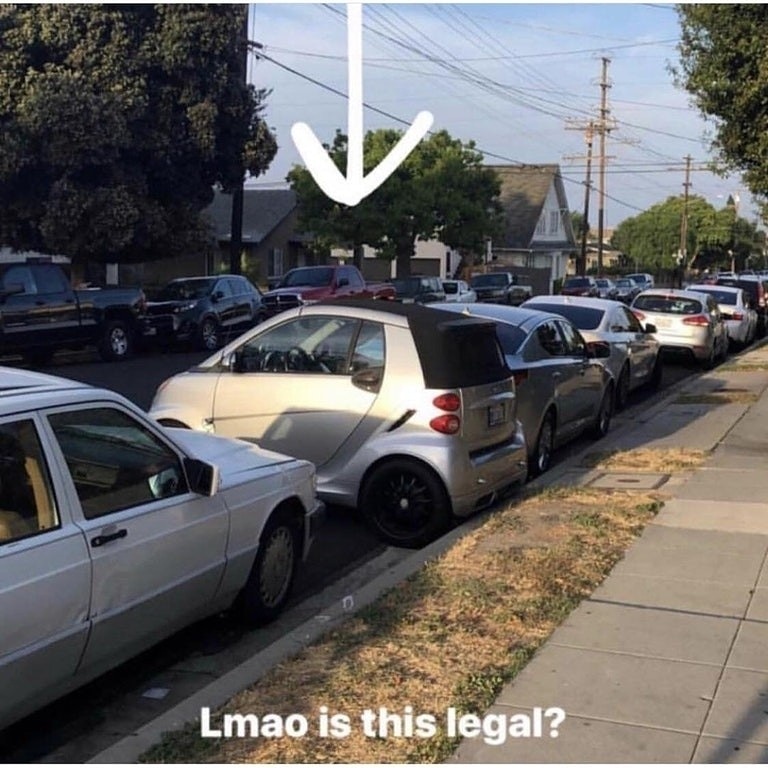 parking - Lmao is this legal?