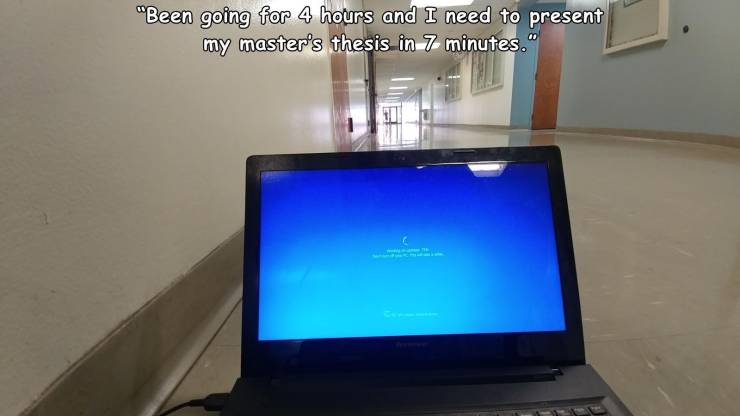 netbook - "Been going for 4 hours and I need to present my master's thesis in 7 minutes.