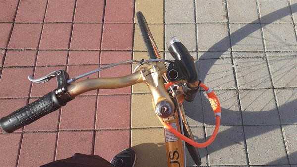 regripping bike handlebars