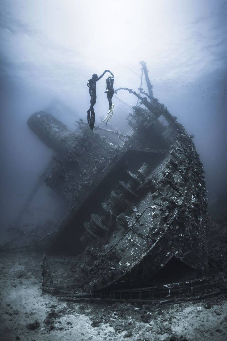 freediving wreck