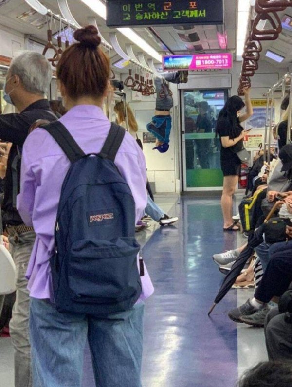 38 Crazy People Spotted on the Subway.