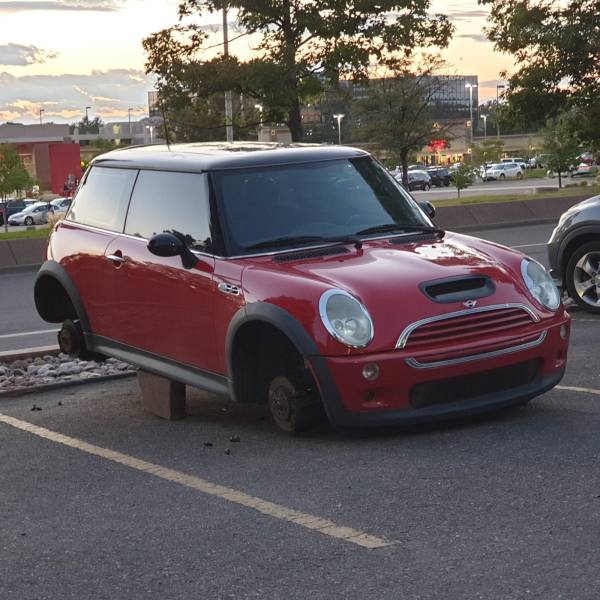 mini e