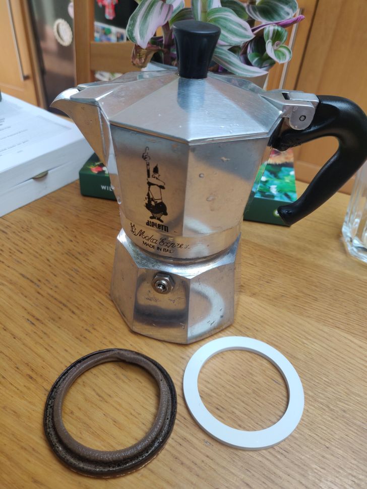 “Rubber gasket for a Moka pot after 7 years of use”