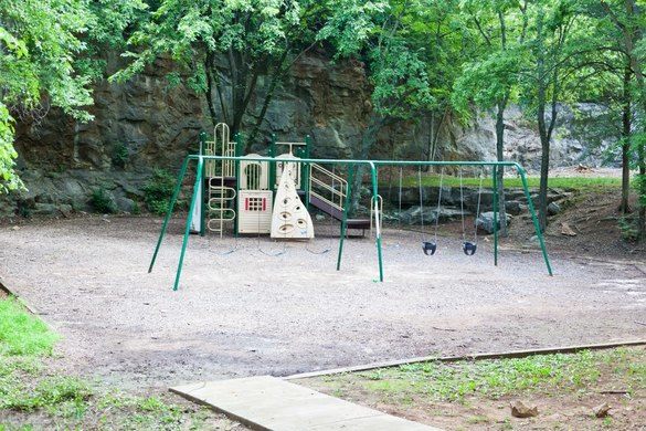 ALABAMA: DEAD CHILDREN’S PLAYGROUND.Swings move by themselves as spirits of buried children come to play.