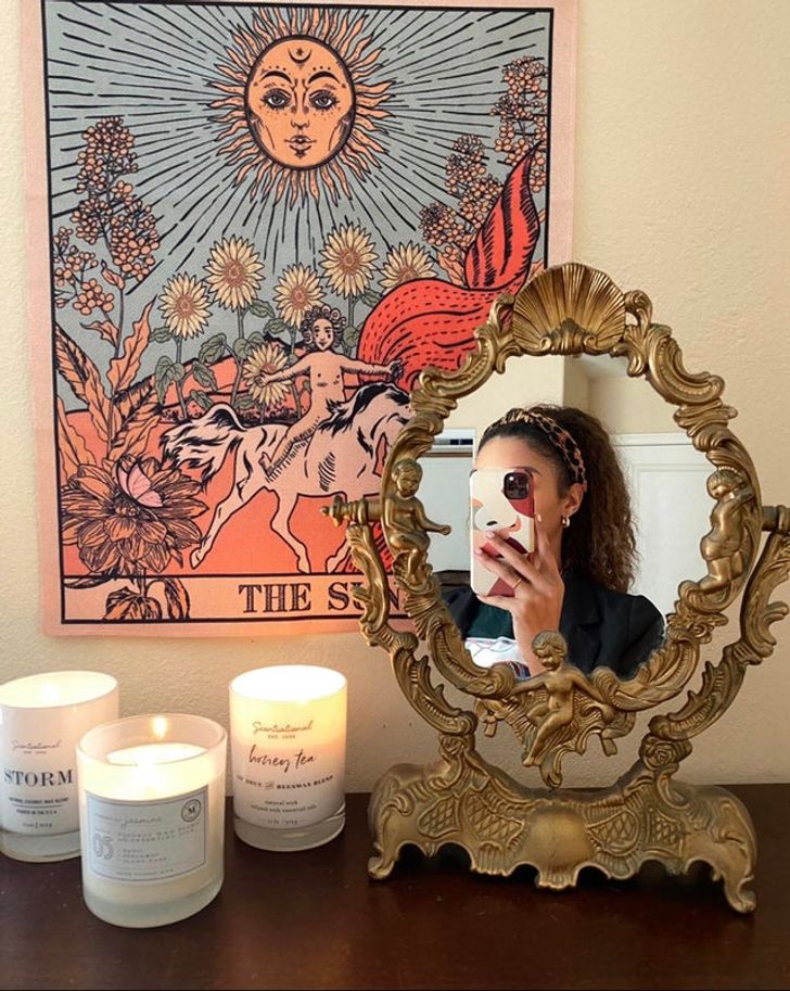 “I scored this great mirror for $2.”
