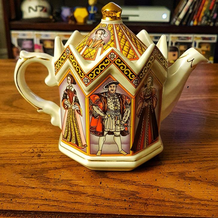 “This teapot with King Henry VIII and his 6 wives is the best $2 I’ve ever spent.”