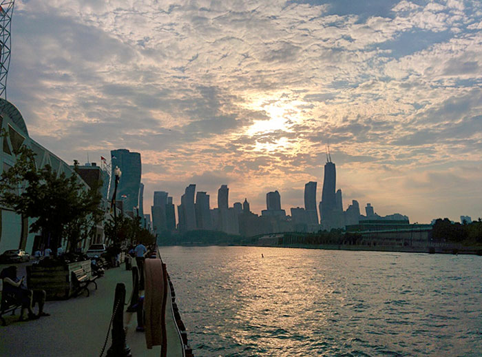 interesting pics -- chicago skyline photo taken with vibrating cell phone