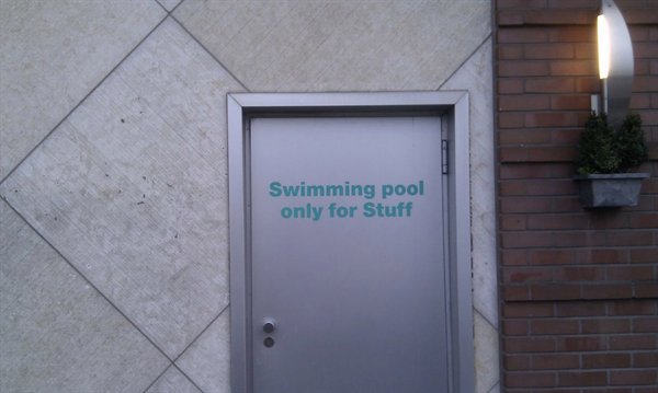 door - Swimming pool only for Stuff