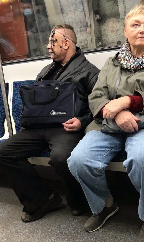 40 WTF Things Seen on the Subway.