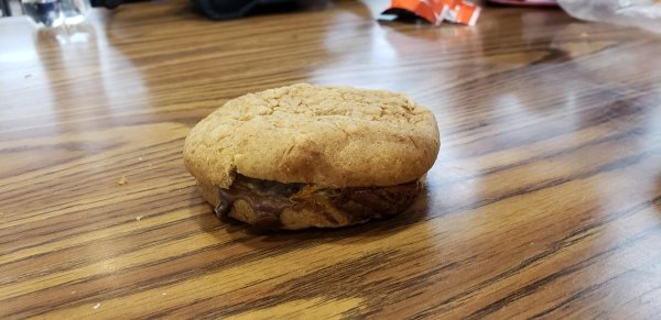 Mmm. School Cheeseburger