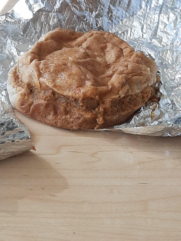 Ladies and gentlemen. My school lunch. (Tasted worse than it looks)