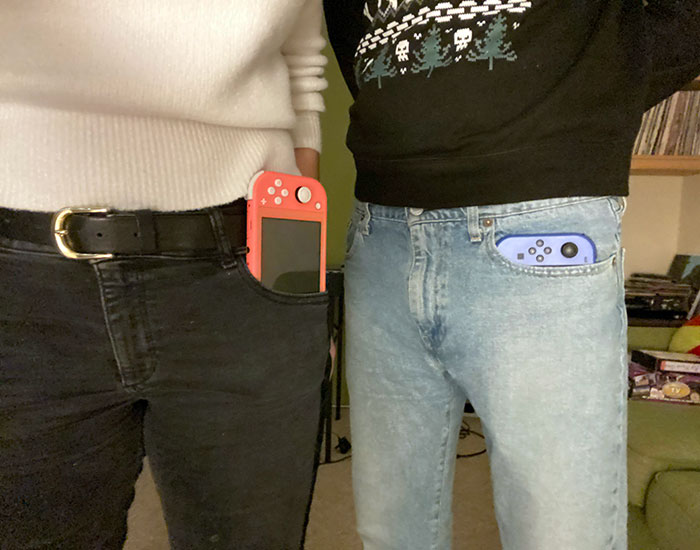 Women’s Pockets Can Fit Less Than Half Of A Switch Lite, Whereas Men’s Pockets Can Fit A Whole Switch