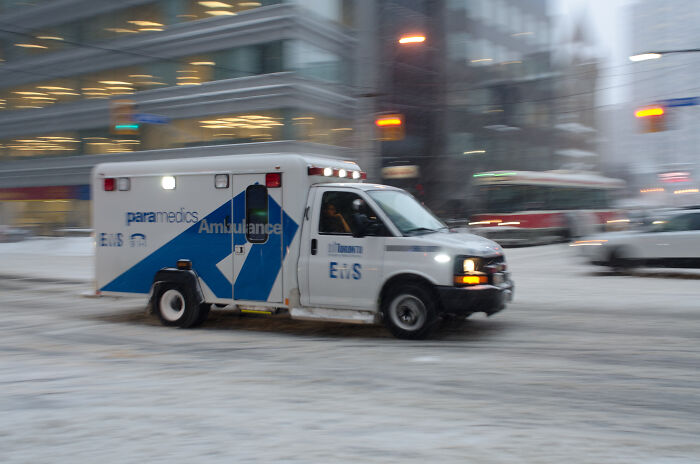 snow - paramedics Ambulance Eus Team Eus