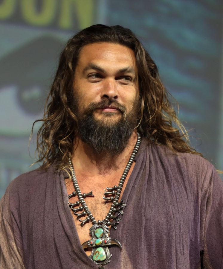 Jason Momoa. He’s an absolute treasure to be around. He’s genuine and loves his job. He wants his fans to have as much fun as he’s having. He can size up a fan and know how far to push/tease them to make them comfortable while not going too far. His personality is infectious, and I had a blast with him.