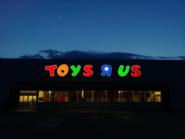 night - Toys # Us Entrance