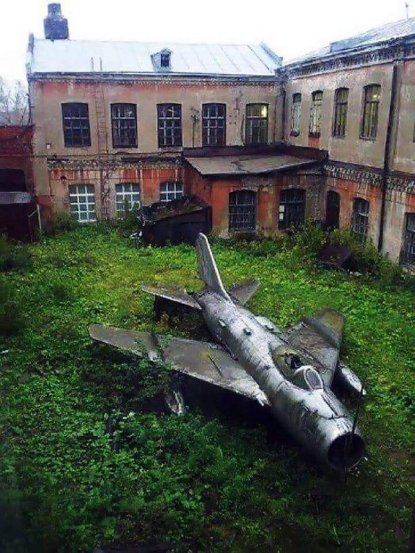 abandoned fighter jets - !!