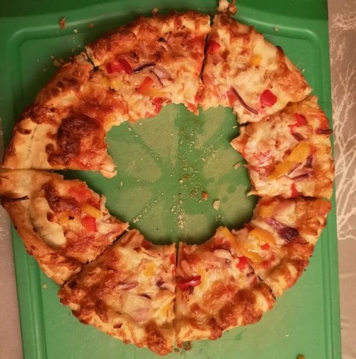 “How my son eats his pizza”