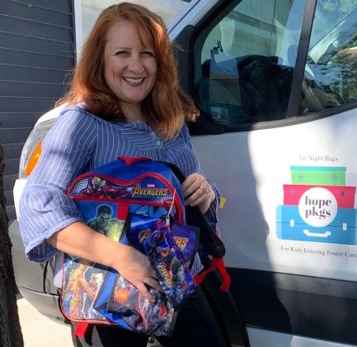 This mom made 798 bags to donate to foster children in need.