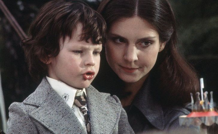 The director of the classic horror movie, The Omen, spent a lot of time and effort on casting the main role — the son of the devil disguised as a little boy. At the auditions, Richard Donner asked each of the young applicants to attack him. 4-year-old Harvey Spencer proved to be the most convincing. When he punched Donner, the director realized he had found the perfect Damian!