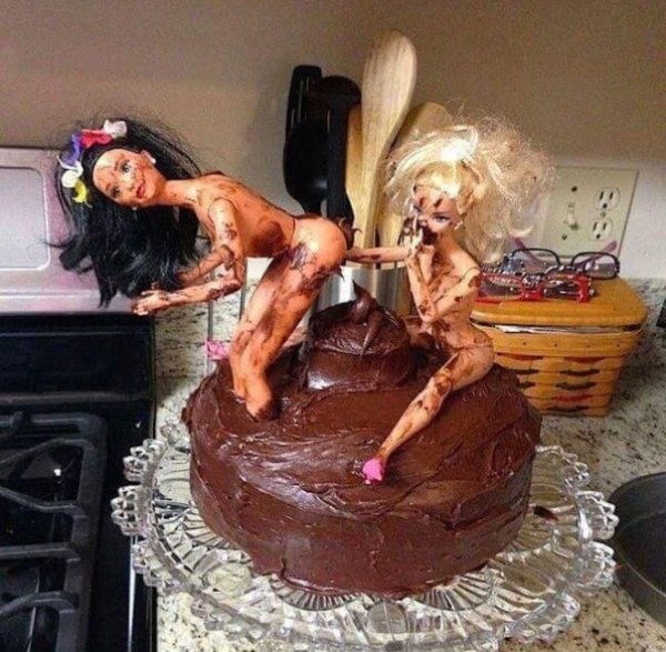 two girls one cake meme