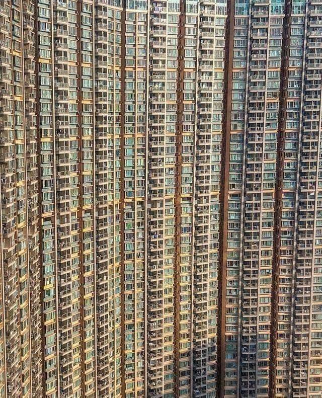 trippy buildings hong kong - Hits