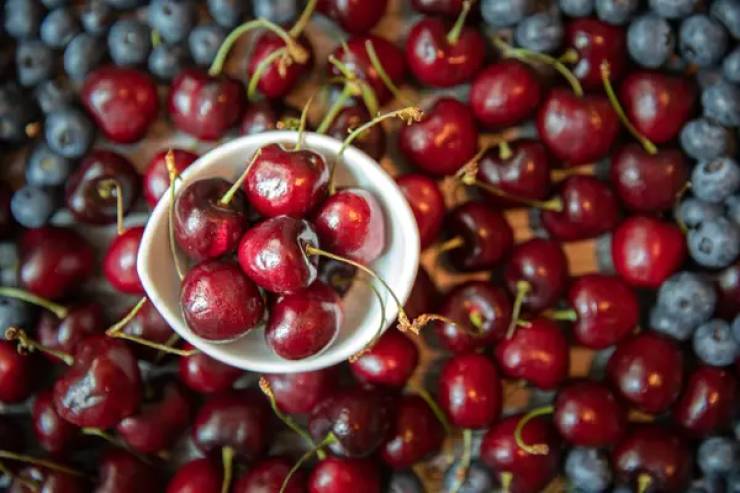 The seeds of stone fruits contain deadly cyanide.