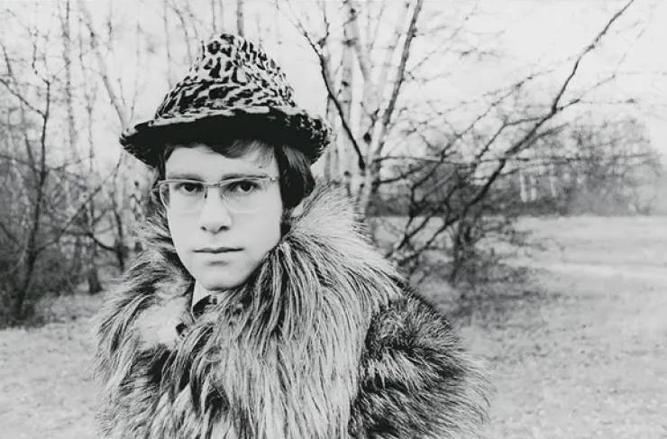 What Elton John looked like in the beginning of his career in 1968: