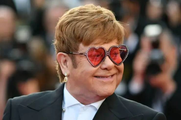 What Elton John looks like now: