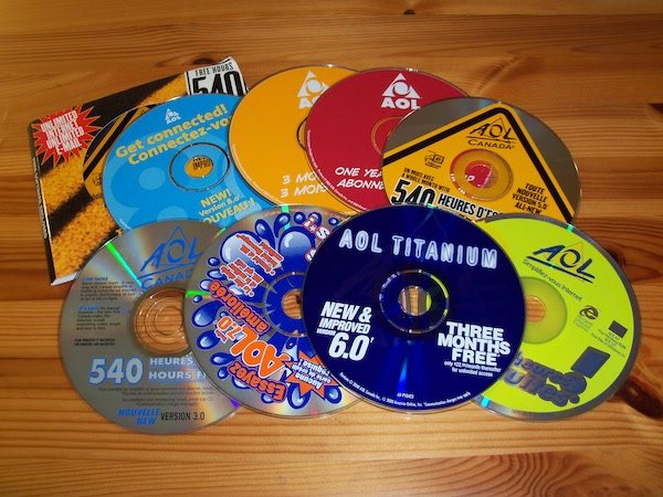 aol cds - Vercle Feie Wies Gan Aol Te An Canada Get connected! Connectezvo Mere 3 Mon 3 Moa One Yea Abonne Toute 5.0 Heures Ots Al New Newi Version 3.0 Juveau Aol Titanium 102 Mol Canal CoJojowe New & Improved 6.0 Three Months Free 540 Heures Hourse bunny