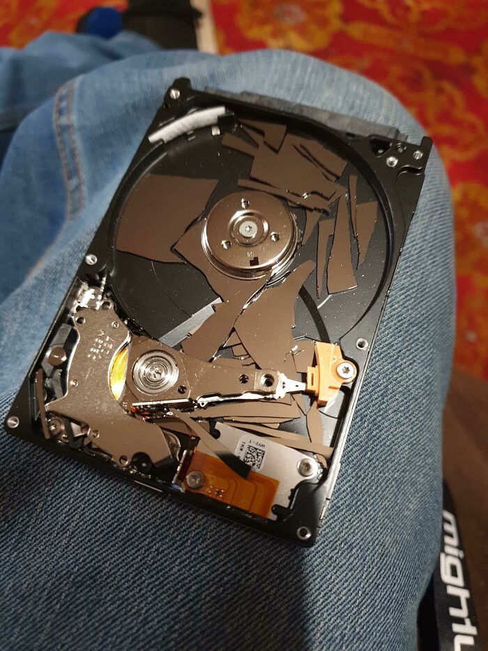 My Girlfriend's Xbox 360 Hard Drive Was Rattling... Can I Recover The Data?