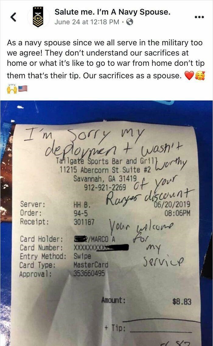 30 Trashy Tips Left By Customers.