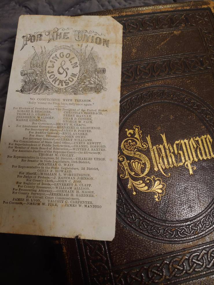 book - Por Mhe Union Oln Son Chris Hanurbacis Frede, For SecretorEbenezi O. Grosvenor. No Compromise With Treason. Rully round the tooge, rally once again." For Electors of President and Vice President of the United Stater. Robert Rhercher . Thomas D. Gil