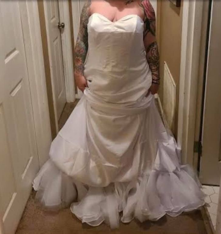 "I was really sad when I saw this dress, so I wrote a complaint to the seller. He replied that I put in on the wrong way and that I needed to turn it inside out.”