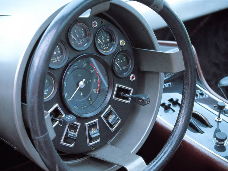steering wheel 1972 maserati boomerang - 4 00 In Ol 50 40 00 ana 01.1992