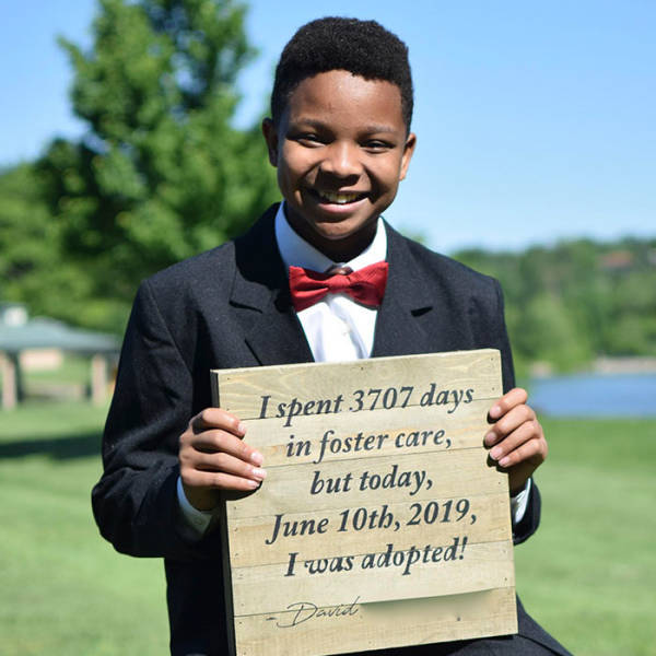wholesome pics - have a very long journey - I spent 3707 days in foster care, but today, June 10th, 2019, I was adopted!