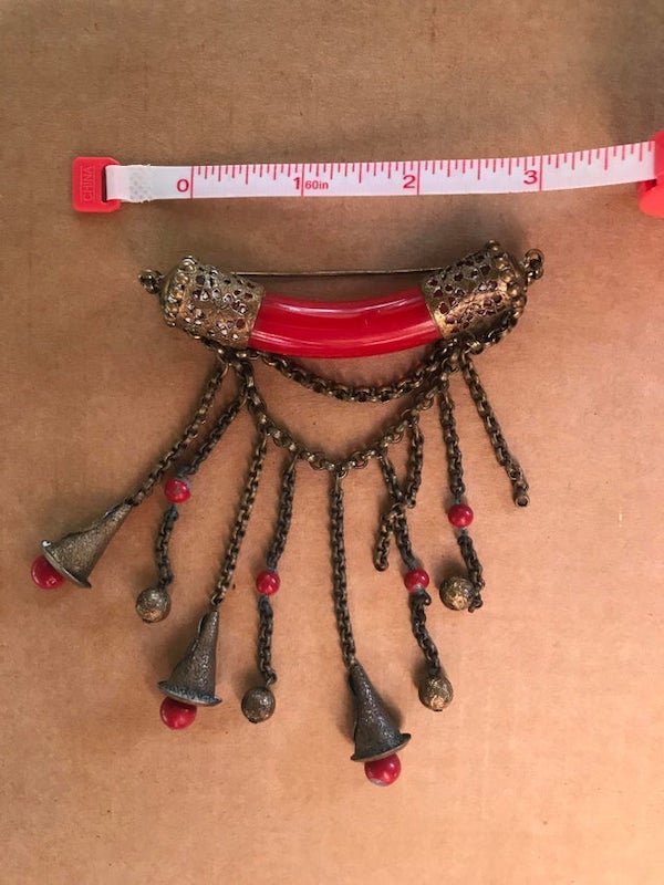 curious objects - fake vintage necklace for holding keys and things