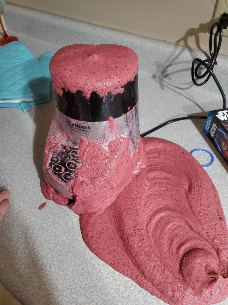 funny fail pics - blender broke and spilled pink smoothie everywhere