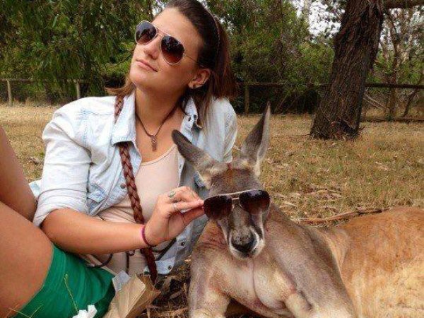funny memes - woman with sunglasses hanging out with kangaroo with sunglasses