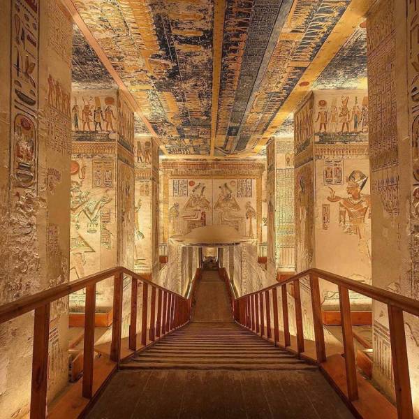 tomb of ramesses vi the valley