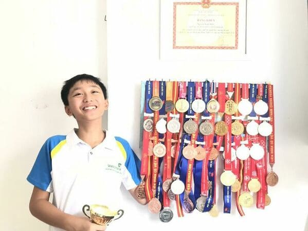 “I’m 14 And Here Is A Picture Of Me And My Chess Medals”