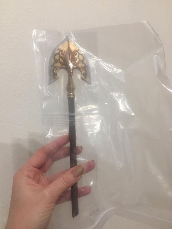 This came after ordering an Oshino Shinobu keychain on eBay. No idea why or what. What is this thing?

A: That looks to be a replica of the ‘stand arrow’ from the very popular manga/anime series: “Jojo’s Bizarre Adventure.” It is used in the show to awaken one’s fighting spirit or ‘stand’.