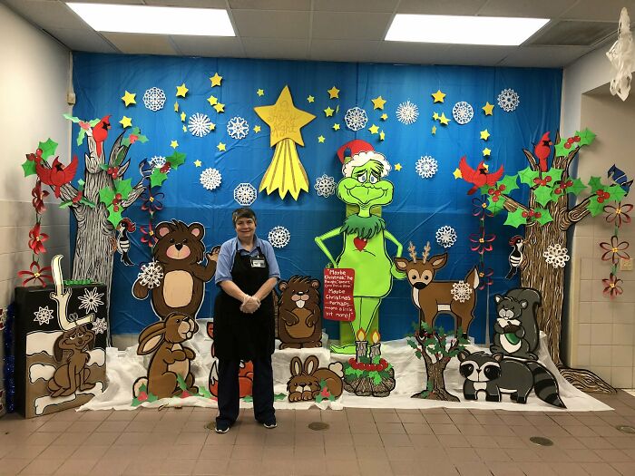 Our School Lunch Lady Made This Christmas Display By Hand